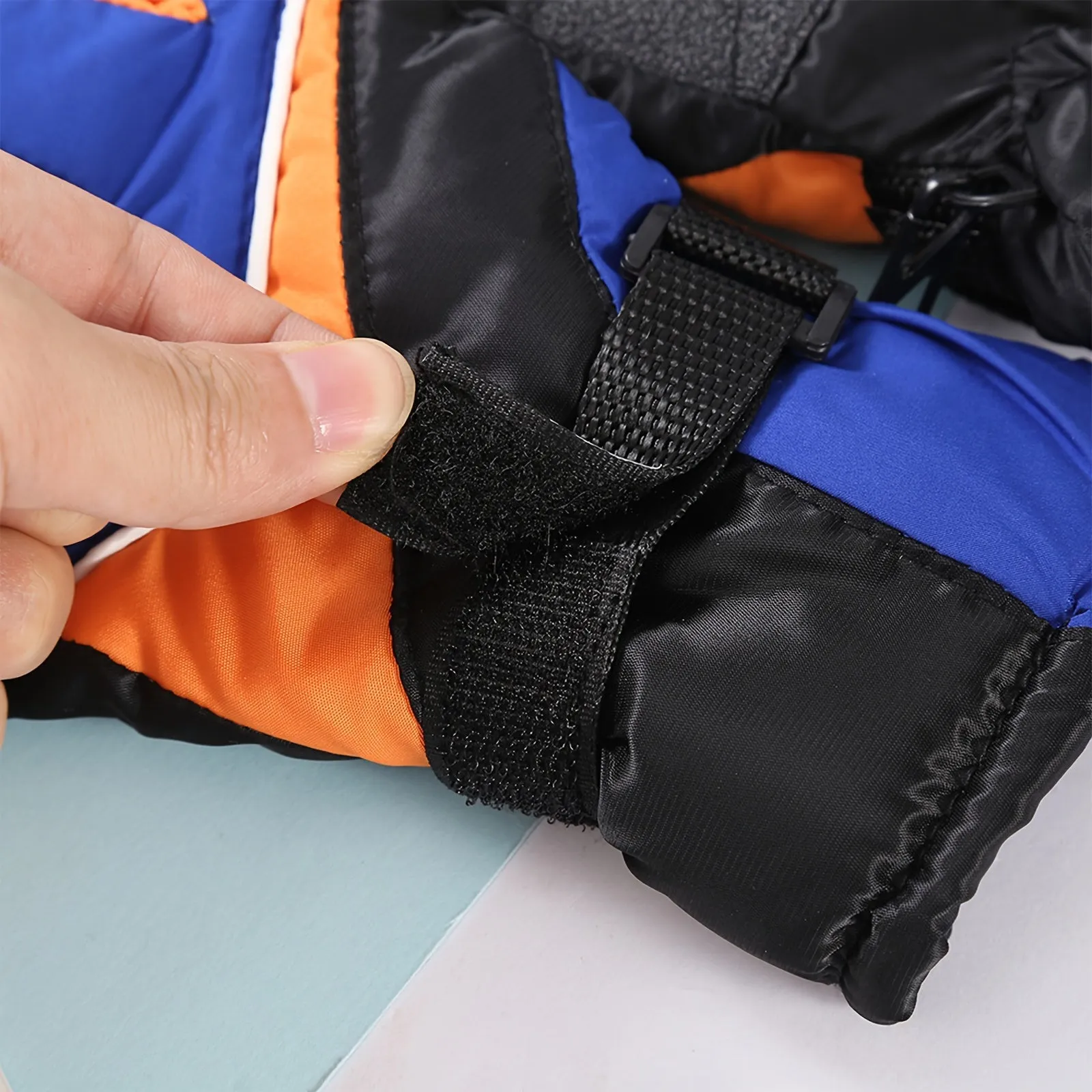 AirXing Children's Ski Gloves, Winter Thickened Warmth, Non-Slip Water-Resistant Fabric, Buckle Closure, Hand Washable, Cotton Blend, for Ages 3-6 Years - Blue