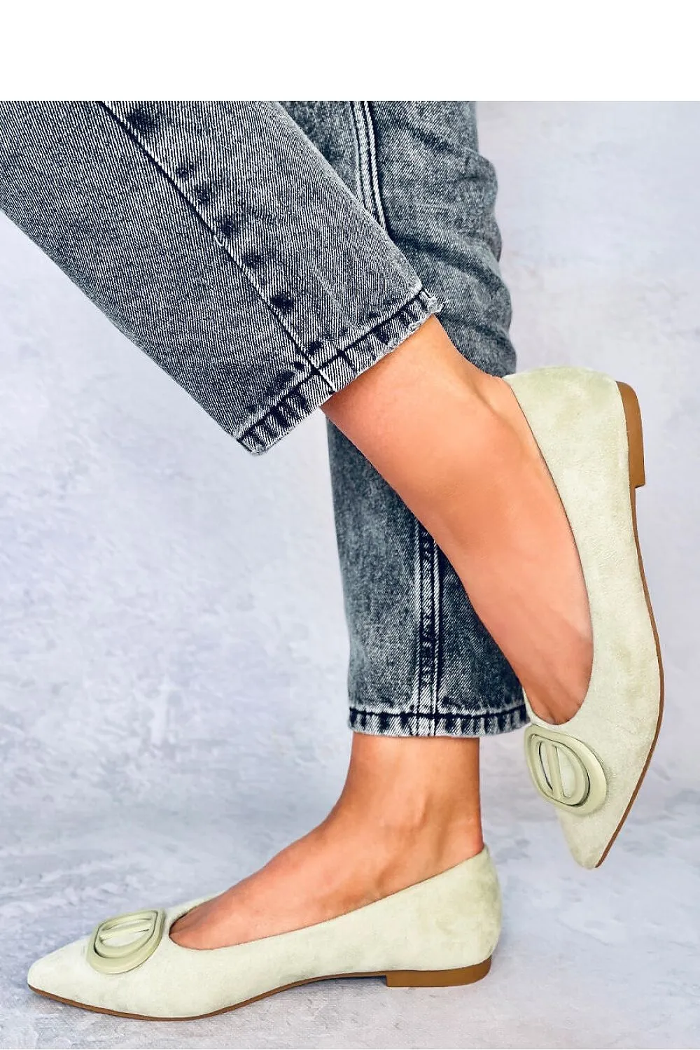 Ballet flats