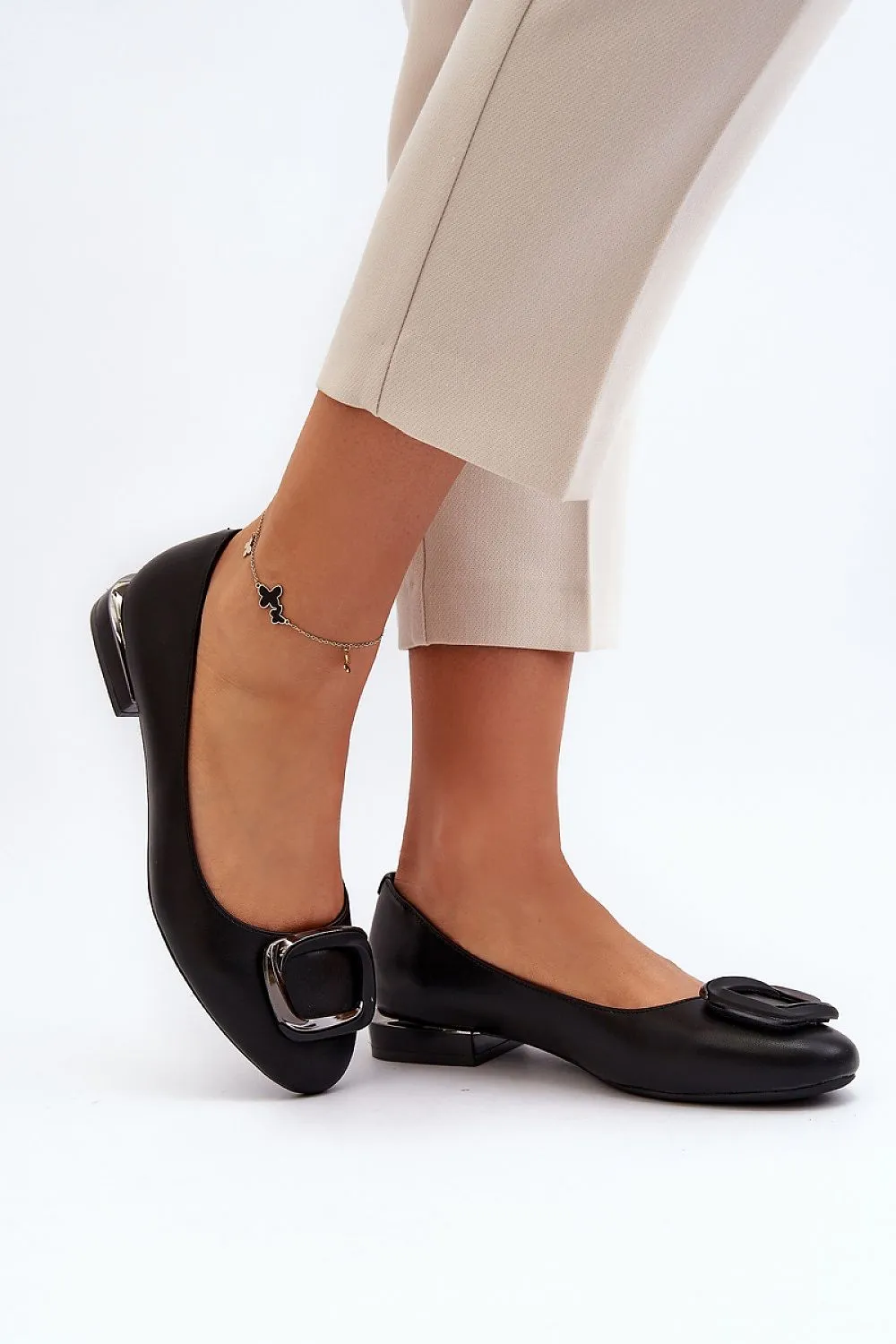 Ballet flats