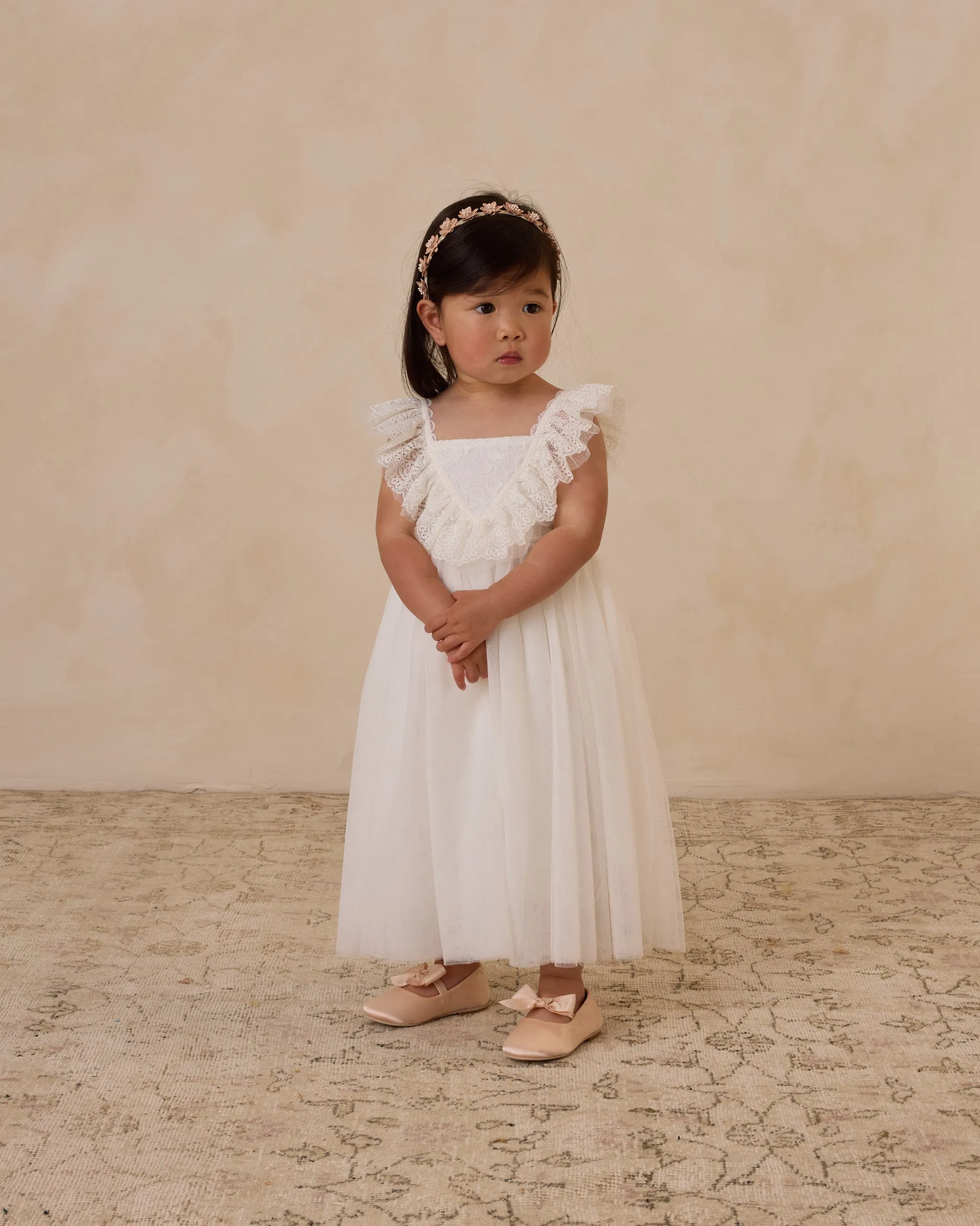Bow Ballet Flat || Antique