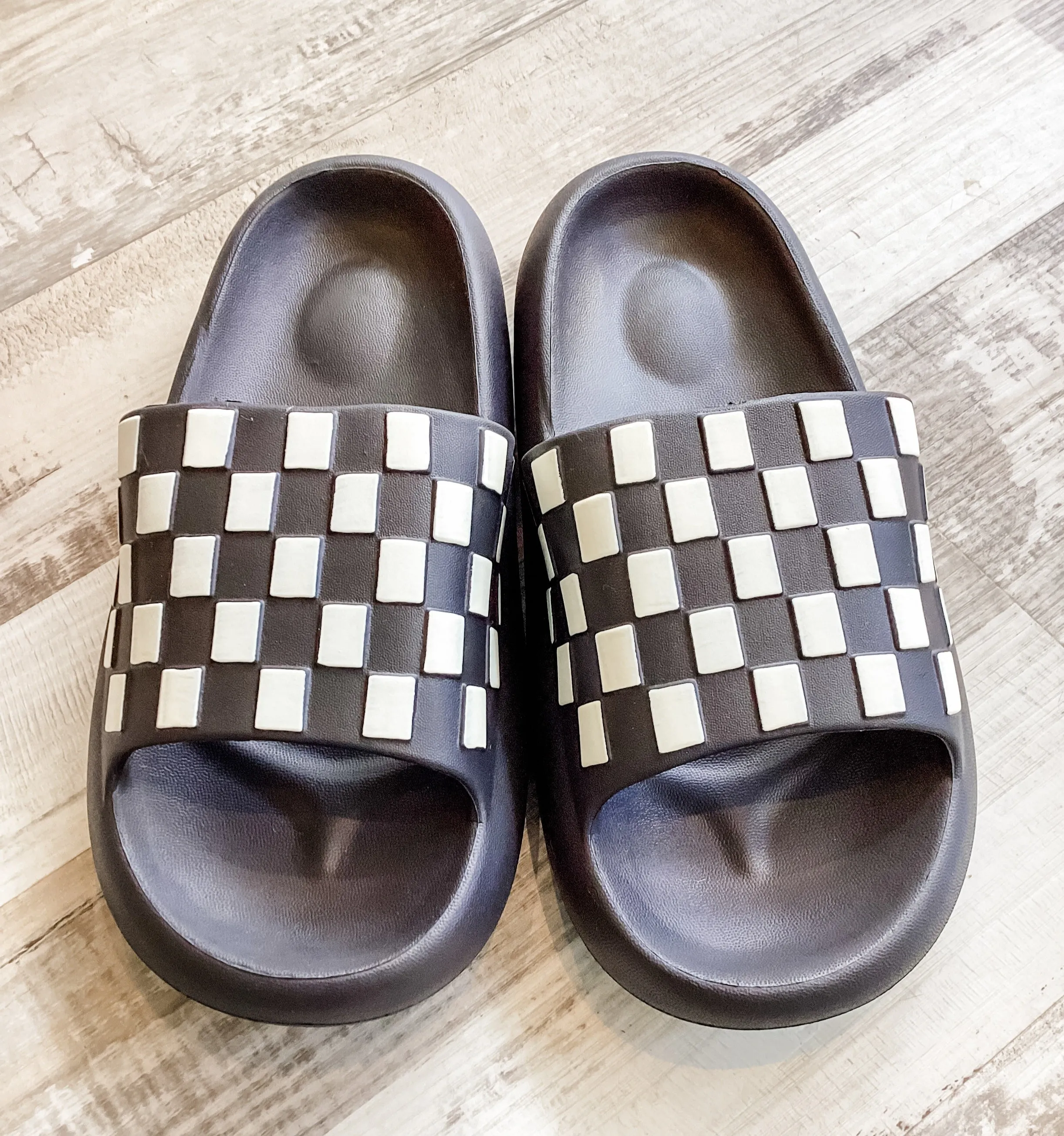 Checkered Beach Slides
