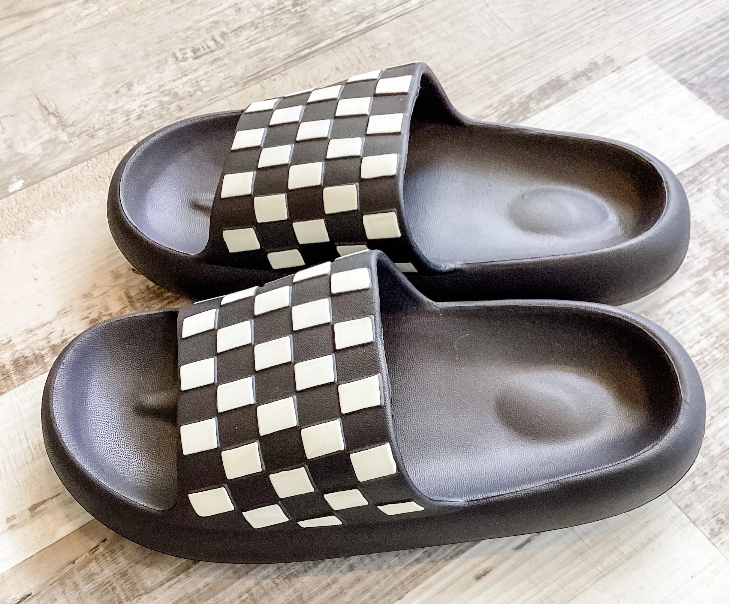 Checkered Beach Slides