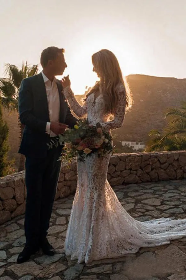 Gorgeous White Long Sleeve Lace V-neck Boho Beach Wedding Dresses, SW250