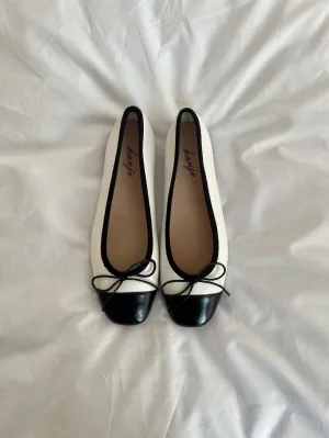 INSTOCK - HANJO Korean Ballet Slippers