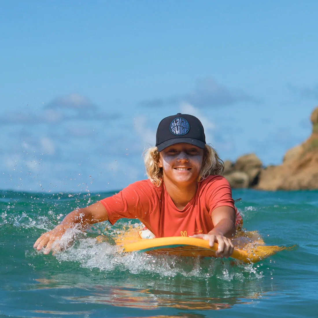 KID’S SURFING TRUCKER CAP