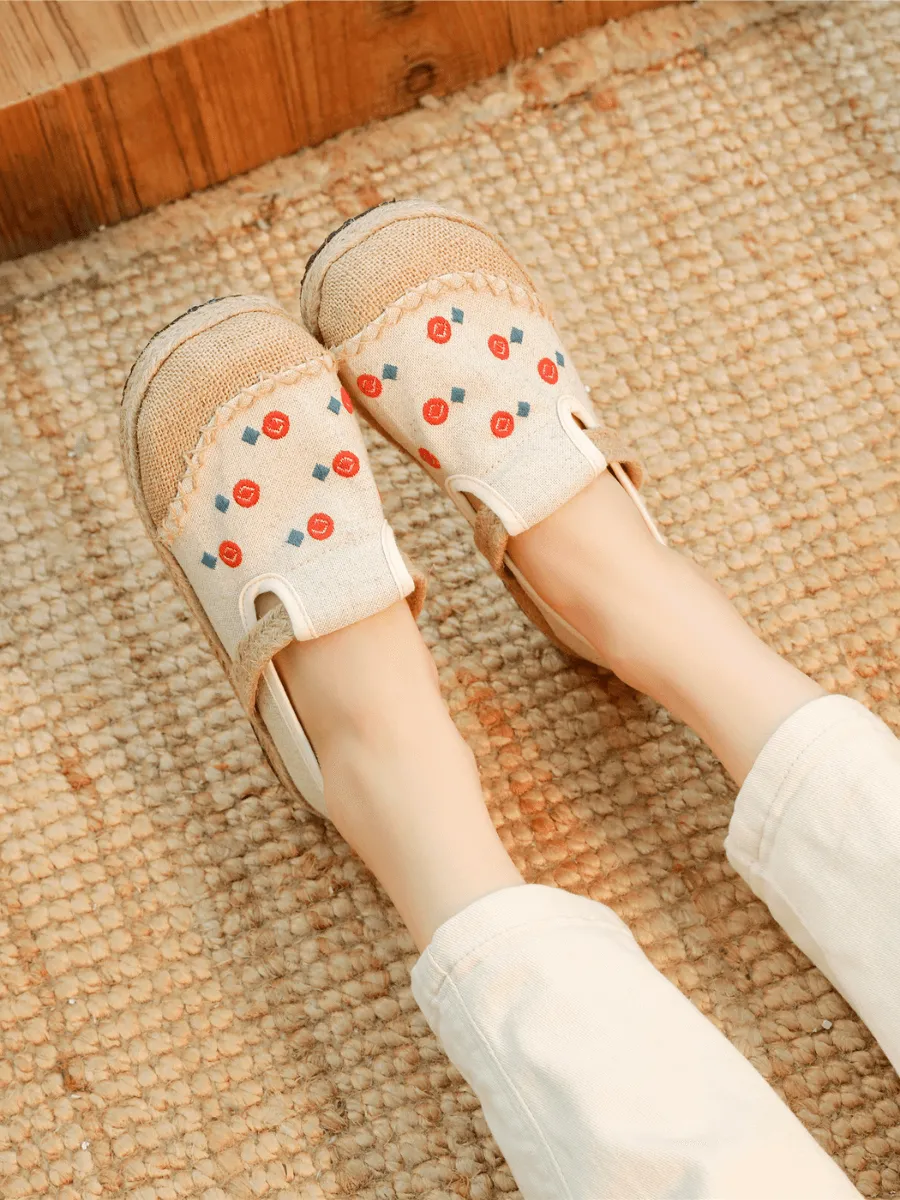 Star Eye Embroidered Linen Espadrille - Apricot