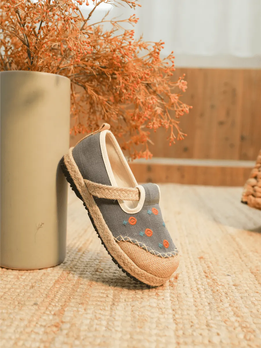 Star Eye Embroidered Linen Espadrille - Grey